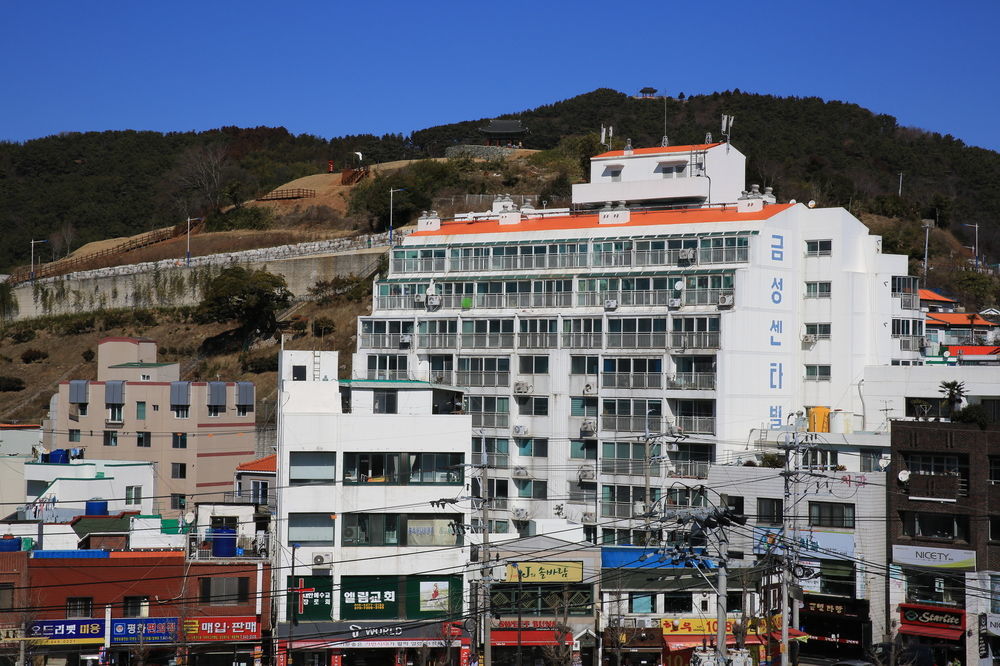 Dorcas Tourist Hostel Tongyeong Exterior photo